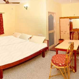Sri Murugan Guest House, Mahabalipuram 2